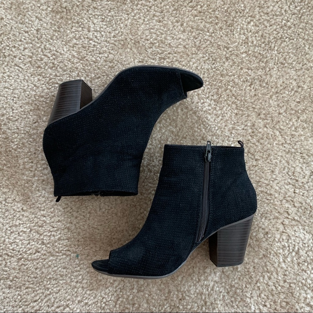 EUC Old Navy Booties